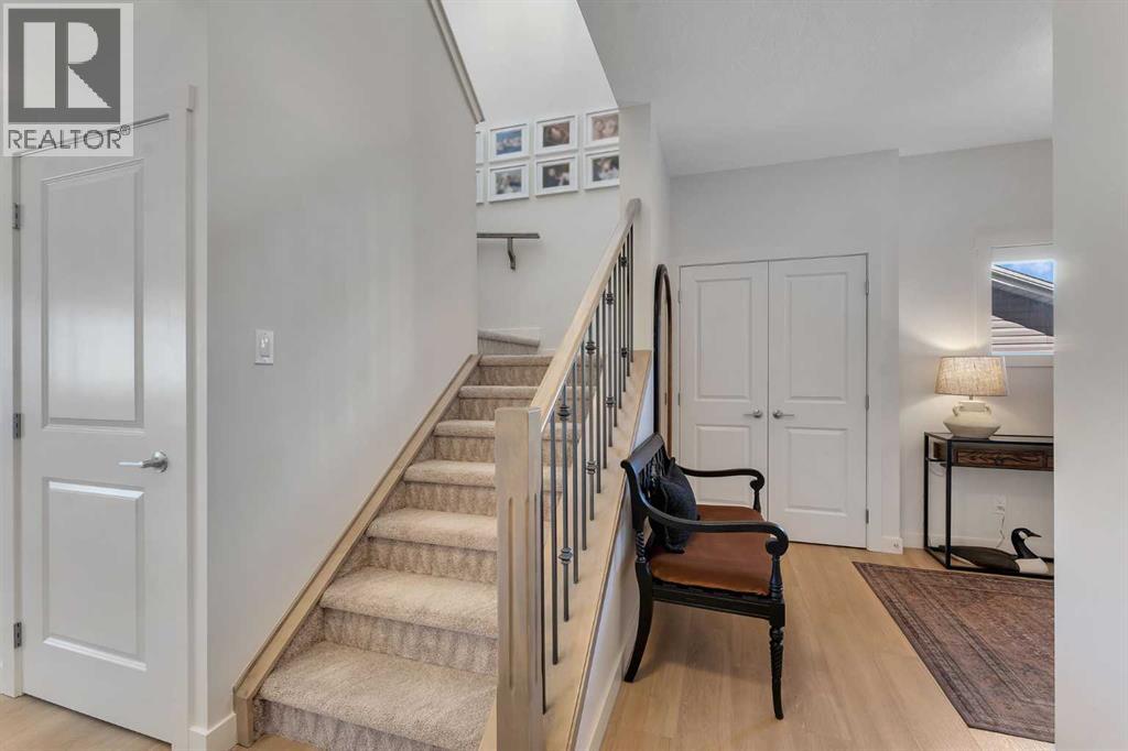 937 Bayview Heights, Airdrie, Alberta  T4B 5M6 - Photo 5 - A2292159