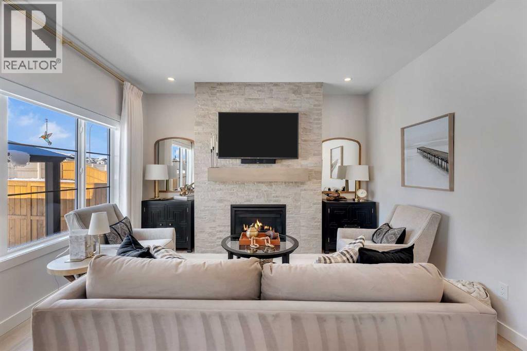 937 Bayview Heights, Airdrie, Alberta  T4B 5M6 - Photo 9 - A2292159