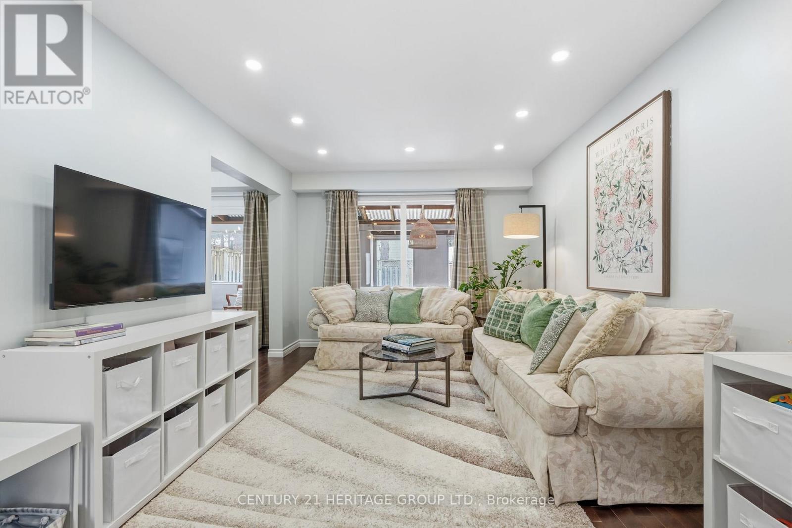 158 Patterson Street, Newmarket, Ontario  L3Y 4Y8 - Photo 7 - N12841280