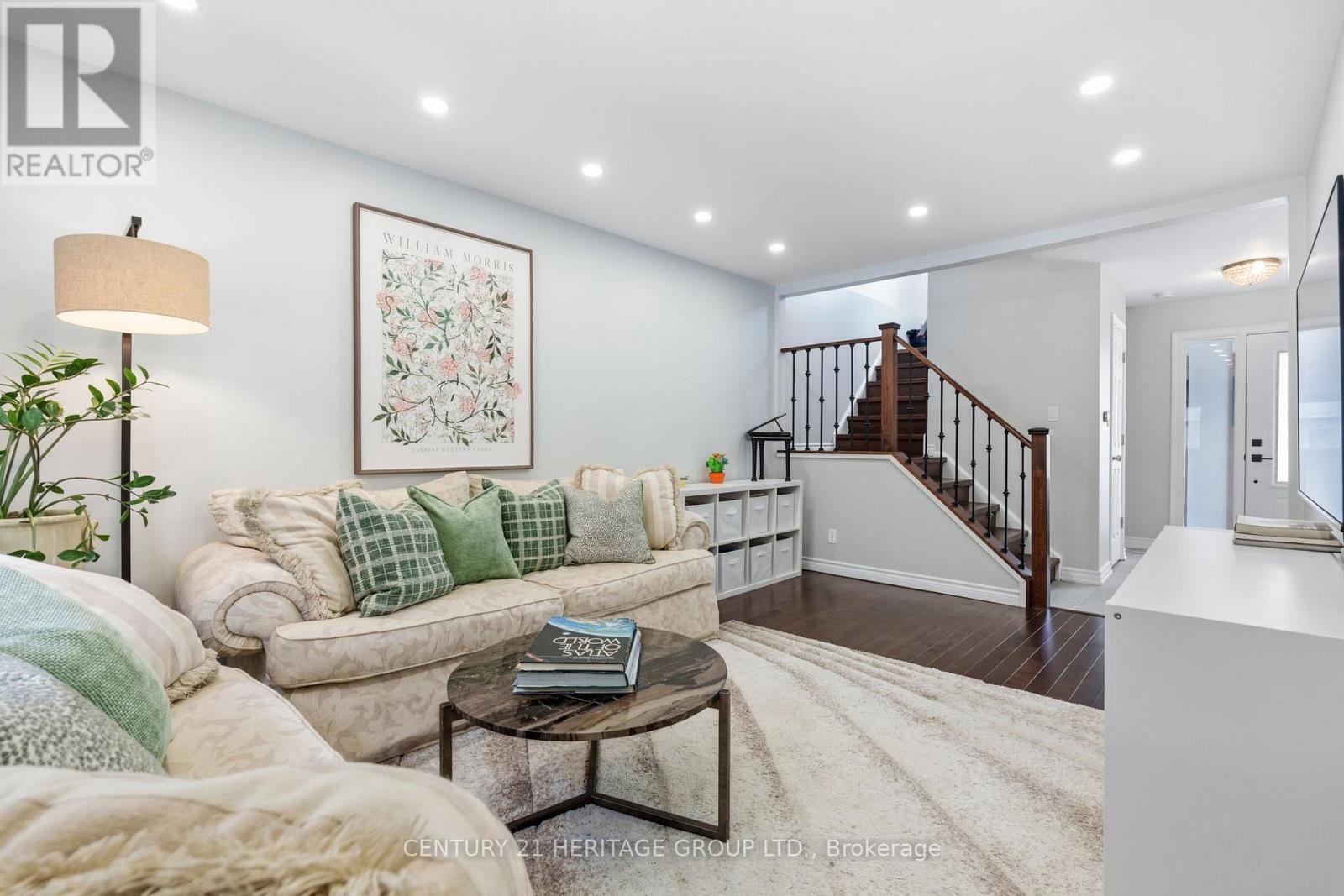 158 Patterson Street, Newmarket, Ontario  L3Y 4Y8 - Photo 9 - N12841280