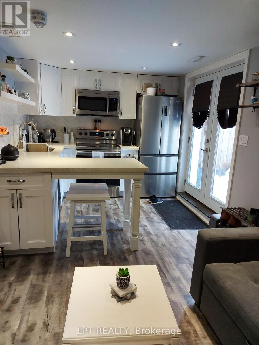 Lower - 70-A Chaucer Crescent, Barrie, Ontario  L4N 4T7 - Photo 4 - S12856660