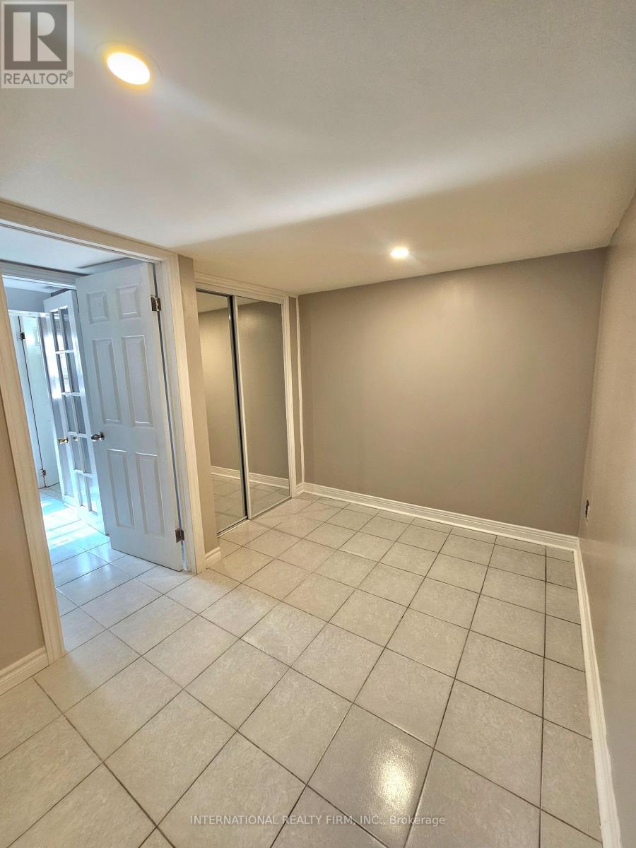 3602 Dunrankin Drive, Mississauga, Ontario  L4T 1V9 - Photo 28 - W12862430