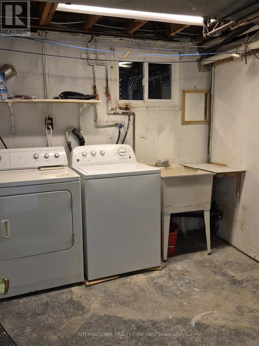 3602 Dunrankin Drive, Mississauga, Ontario  L4T 1V9 - Photo 32 - W12862430