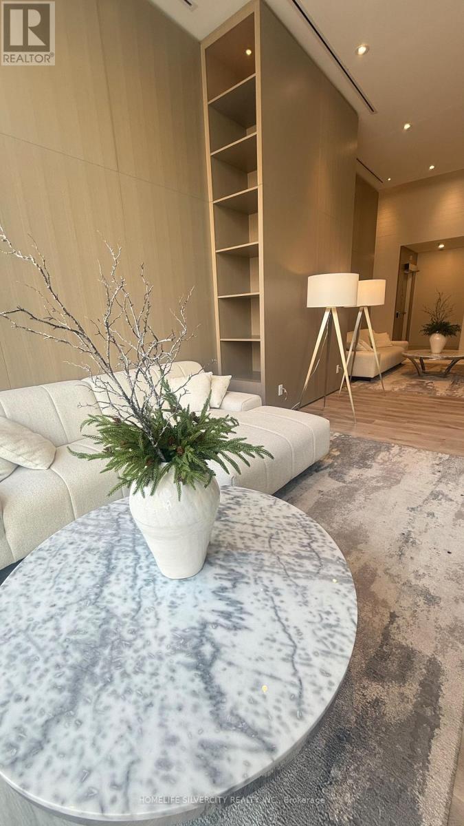 507 - 370 Martha Street, Burlington, Ontario  L6R 0G9 - Photo 6 - W12810188