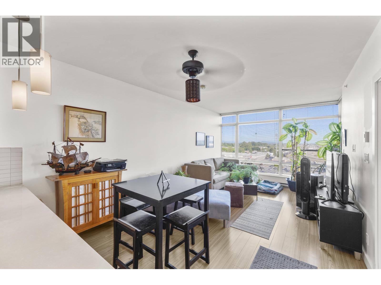 907 2789 Shaughnessy Street, Port Coquitlam, British Columbia  V3C 0C3 - Photo 1 - R3098665