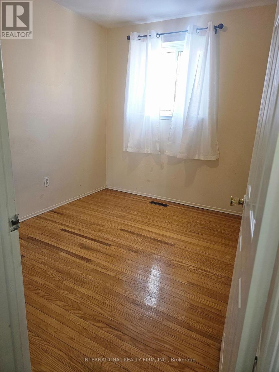 3602 Dunrankin Drive, Mississauga, Ontario  L4T 1V9 - Photo 22 - W12862430