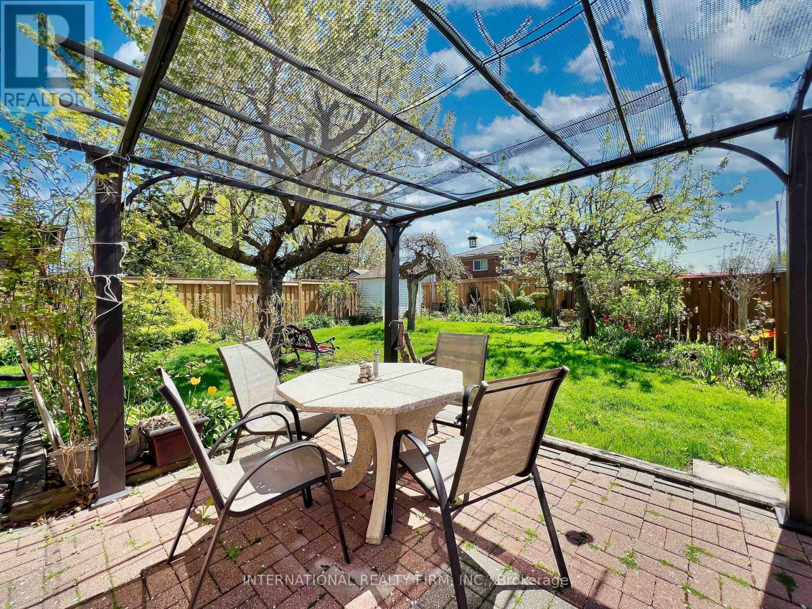 3602 Dunrankin Drive, Mississauga, Ontario  L4T 1V9 - Photo 35 - W12862430