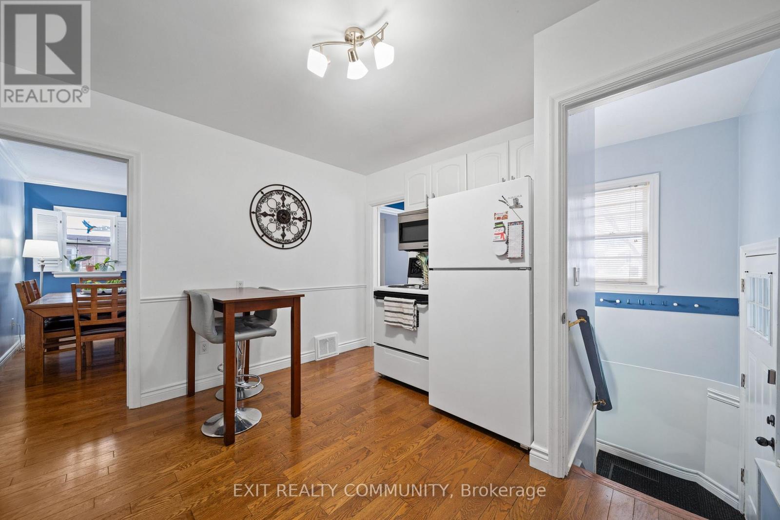 Photo 5 of 22 for 1833 Park Avenue