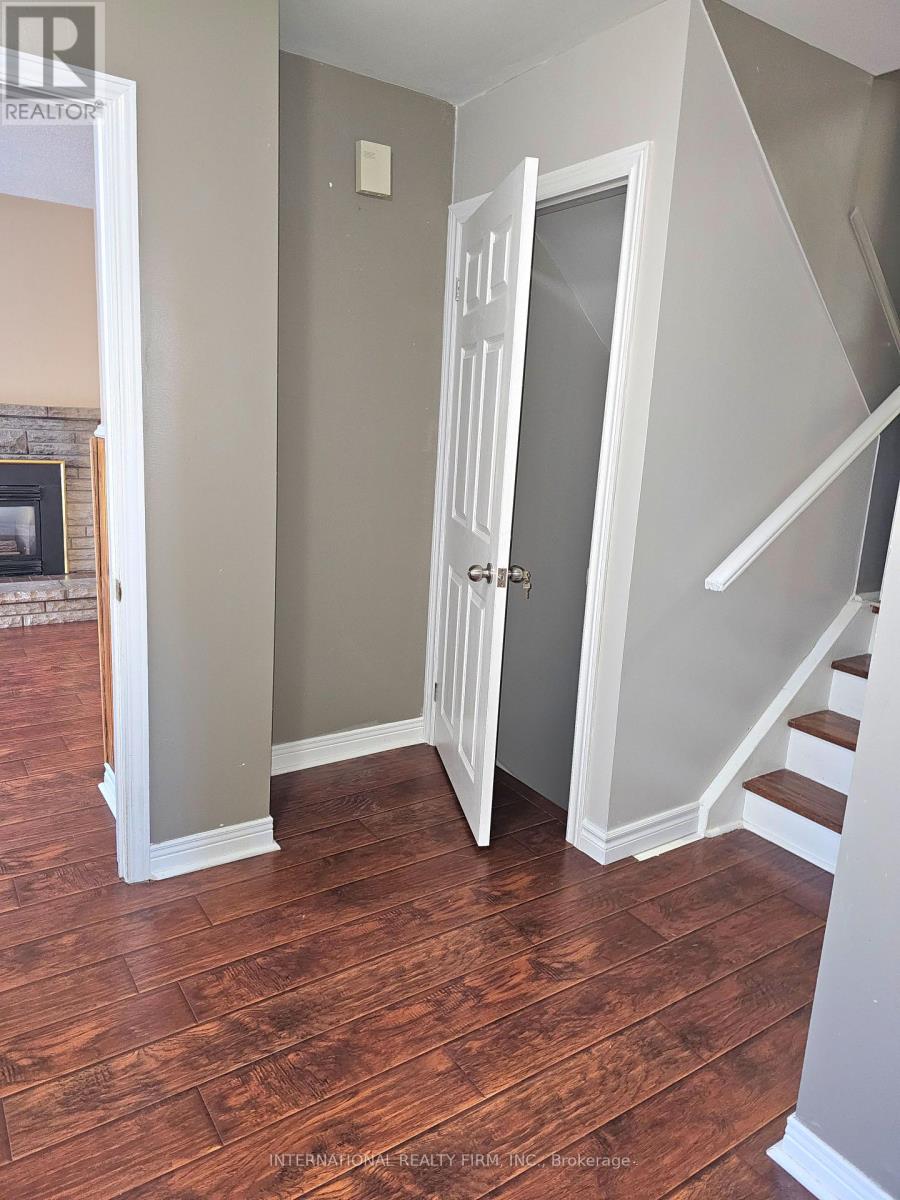 3602 Dunrankin Drive, Mississauga, Ontario  L4T 1V9 - Photo 23 - W12862430