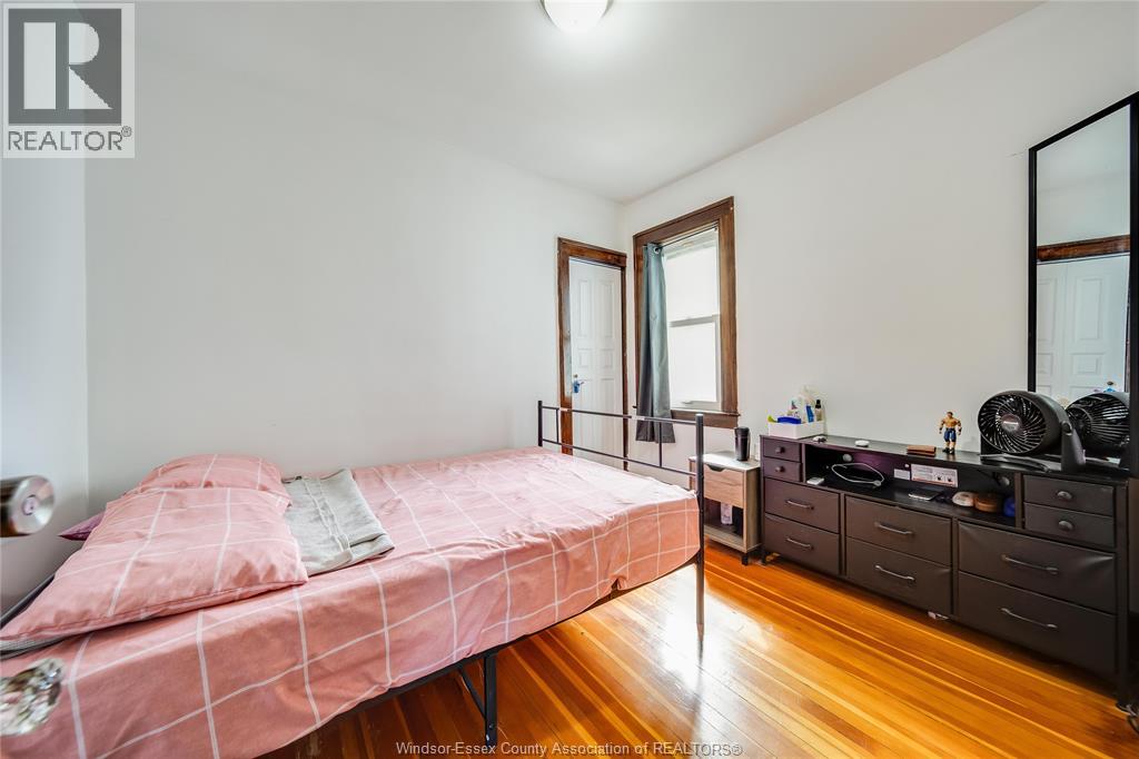 686 Mckay Avenue, Windsor, Ontario  N9B 2A1 - Photo 17 - 26005048