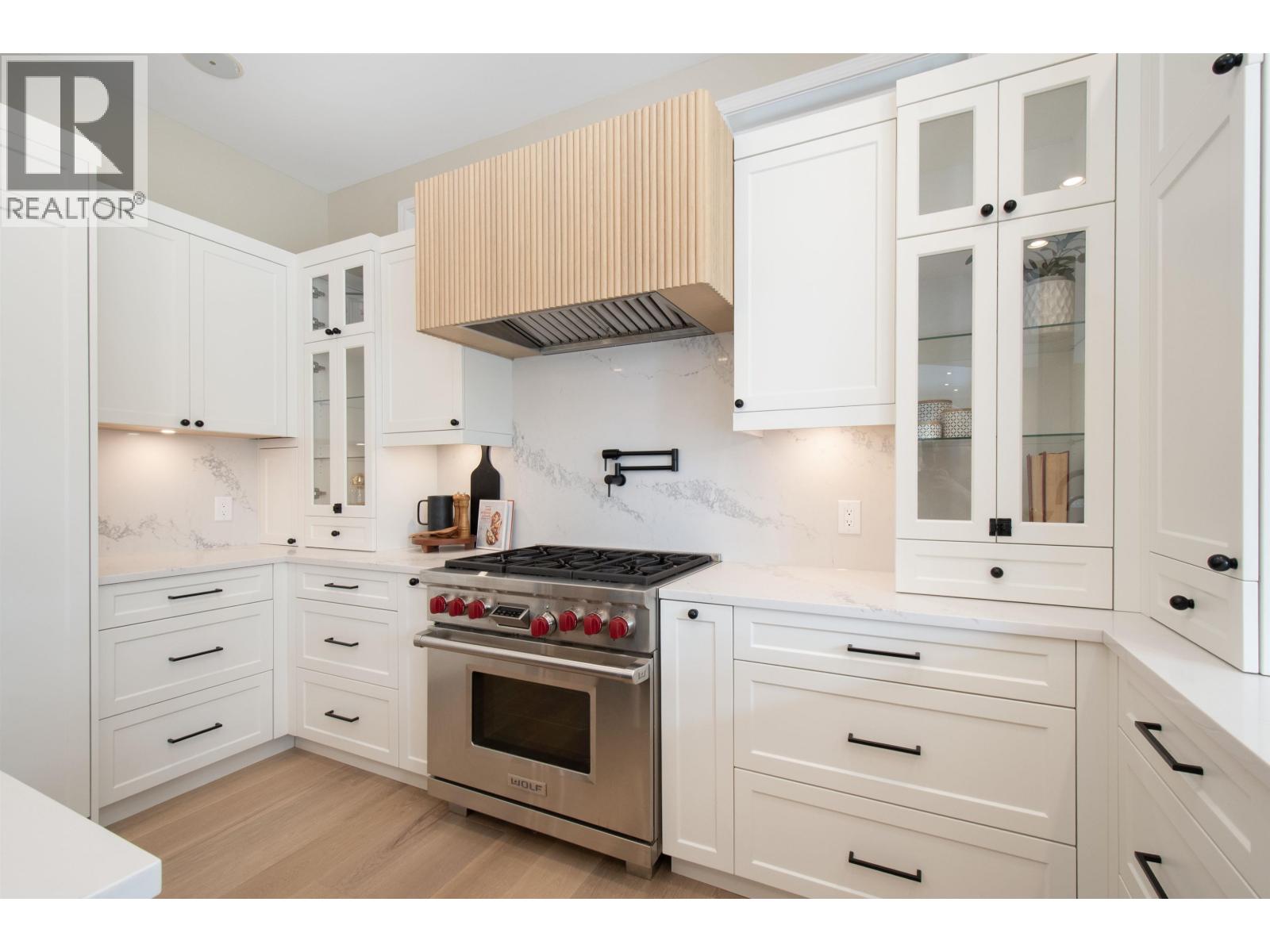 1265 Brantwood Road, North Vancouver, British Columbia  V7R 1G6 - Photo 7 - R3098659