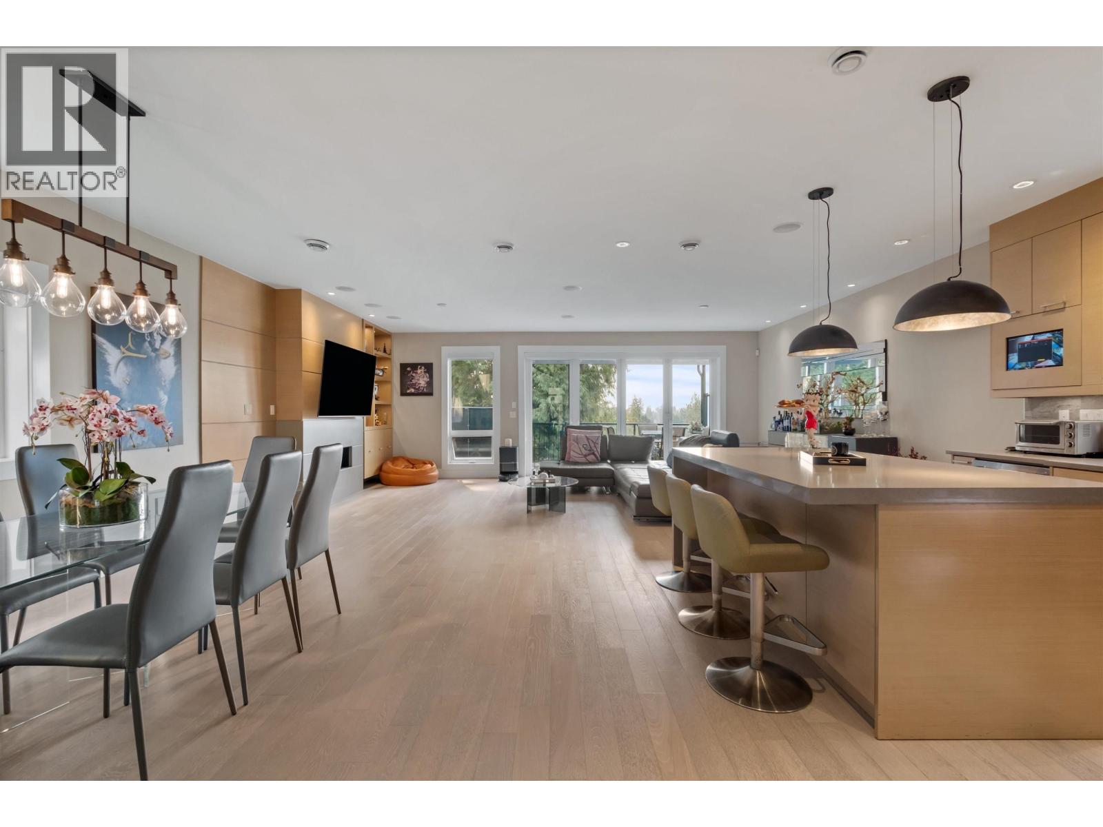 1033 Prospect Avenue, North Vancouver, British Columbia  V7R 2M6 - Photo 10 - R3098679