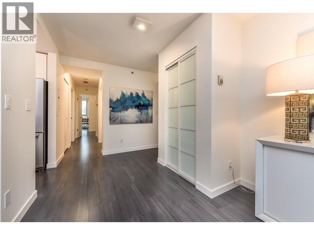 1901 289 Drake Street, Vancouver, British Columbia  V6B 5Z5 - Photo 4 - R3098709