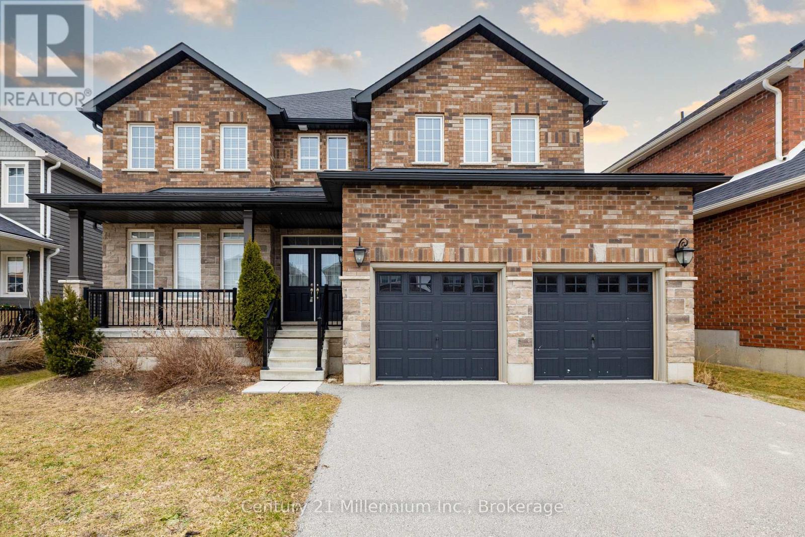 54 LOCKERBIE CRESCENT, Collingwood, Ontario