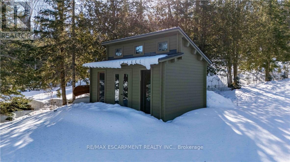 1056 Inawendawin Road, Lake Of Bays, Ontario  P0B 1A0 - Photo 44 - X12861990