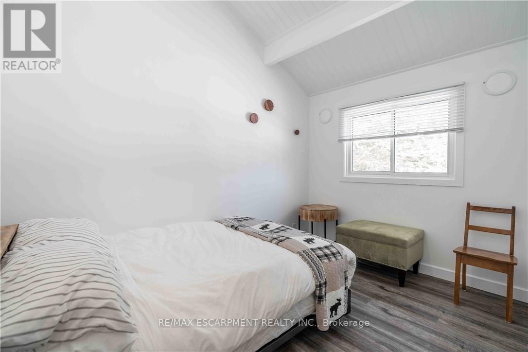 1056 Inawendawin Road, Lake Of Bays, Ontario  P0B 1A0 - Photo 34 - X12861990