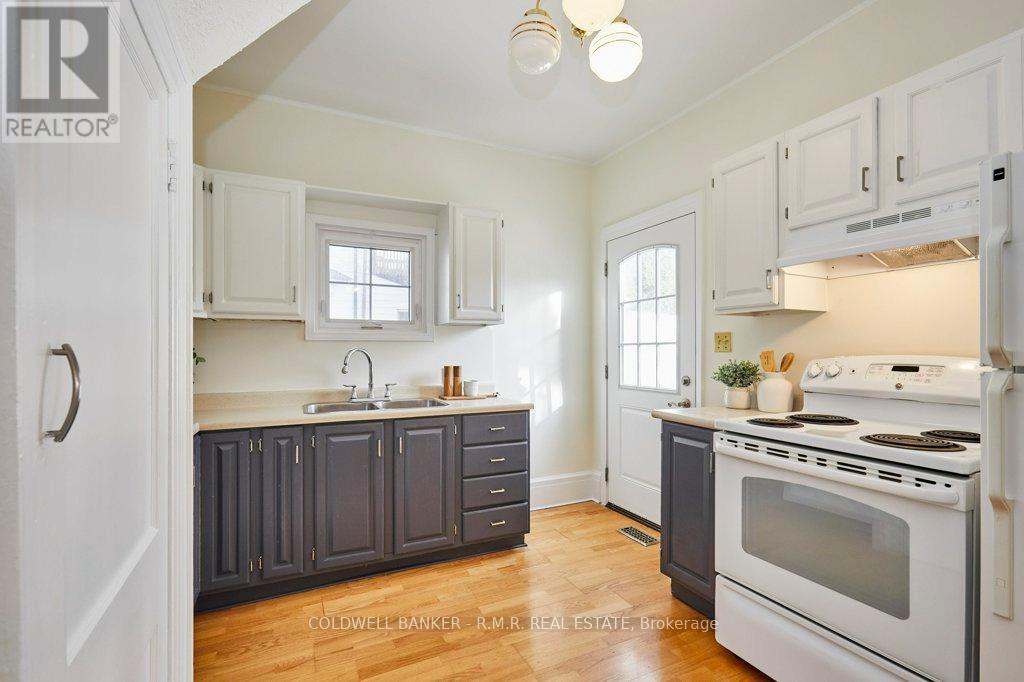 131 Alma Street, Oshawa, Ontario  L1G 2C1 - Photo 23 - E12871804