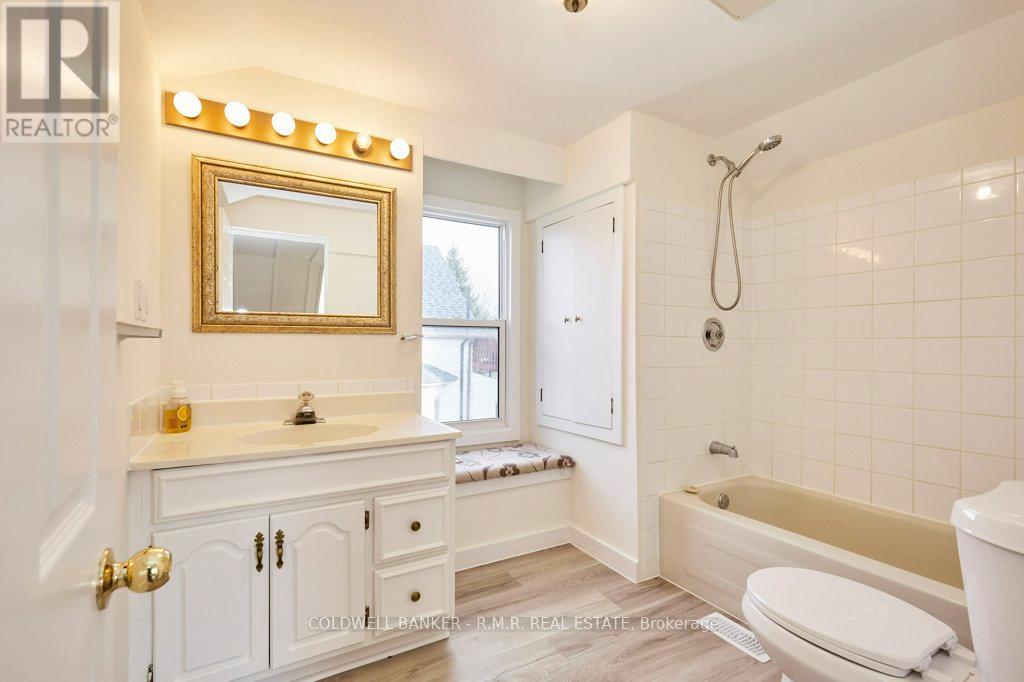 131 Alma Street, Oshawa, Ontario  L1G 2C1 - Photo 36 - E12871804