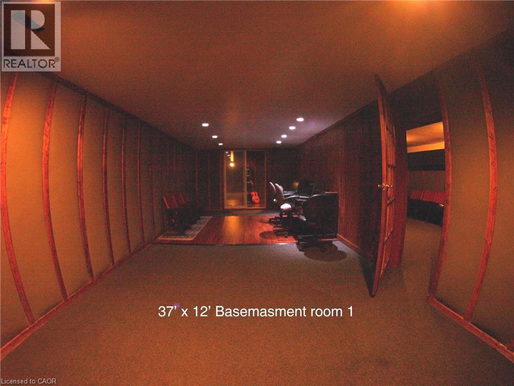 160 Erb Street E, Waterloo, Ontario N2J 1M4 - Photo 7 - 40773122