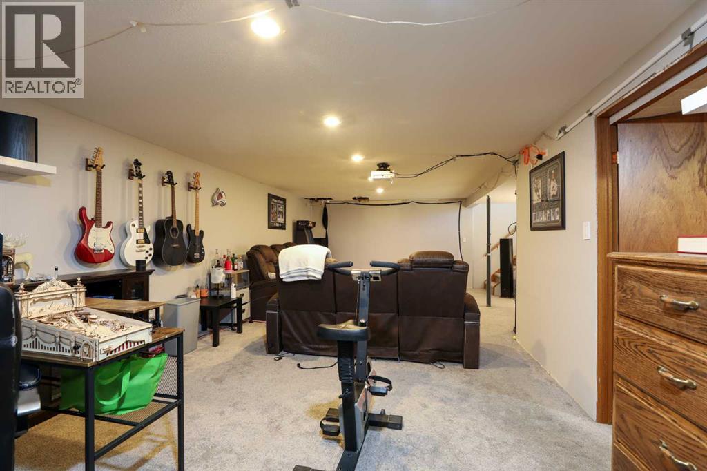 406 Rogers Avenue, Picture Butte, Alberta  T0K 1V0 - Photo 22 - A2289335