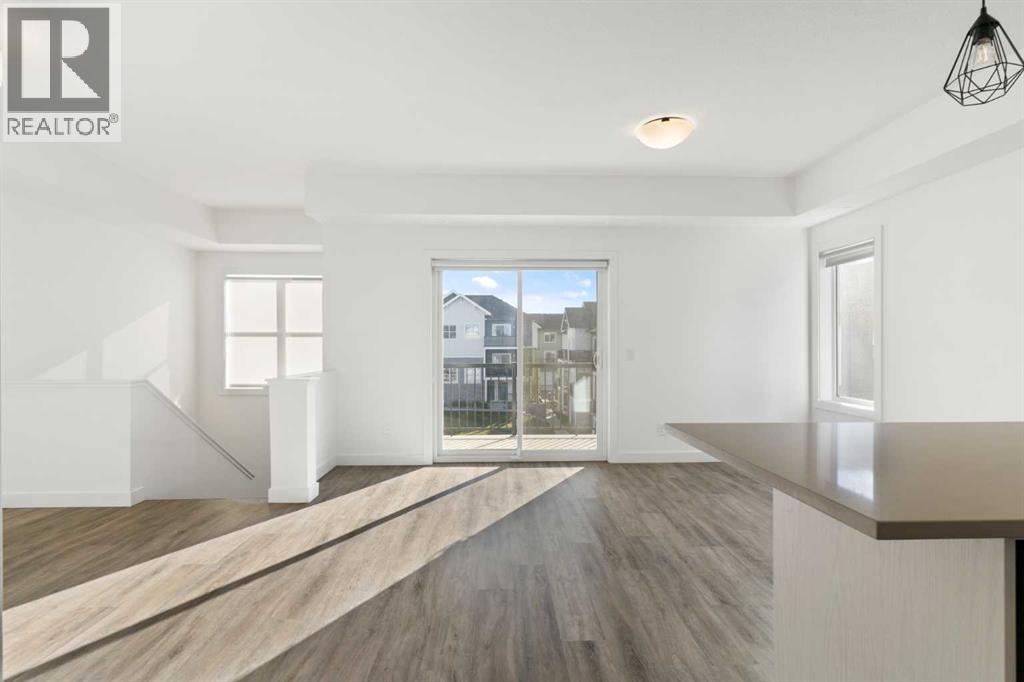 602, 24 Rivercrest Drive, Cochrane, Alberta  T4C 2C5 - Photo 4 - A2292589