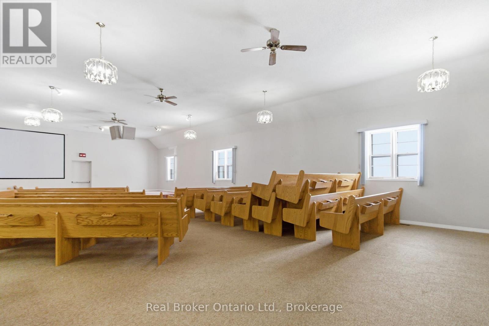 211 Birmingham Street W, Wellington North, Ontario  N0G 2L1 - Photo 13 - X12871798