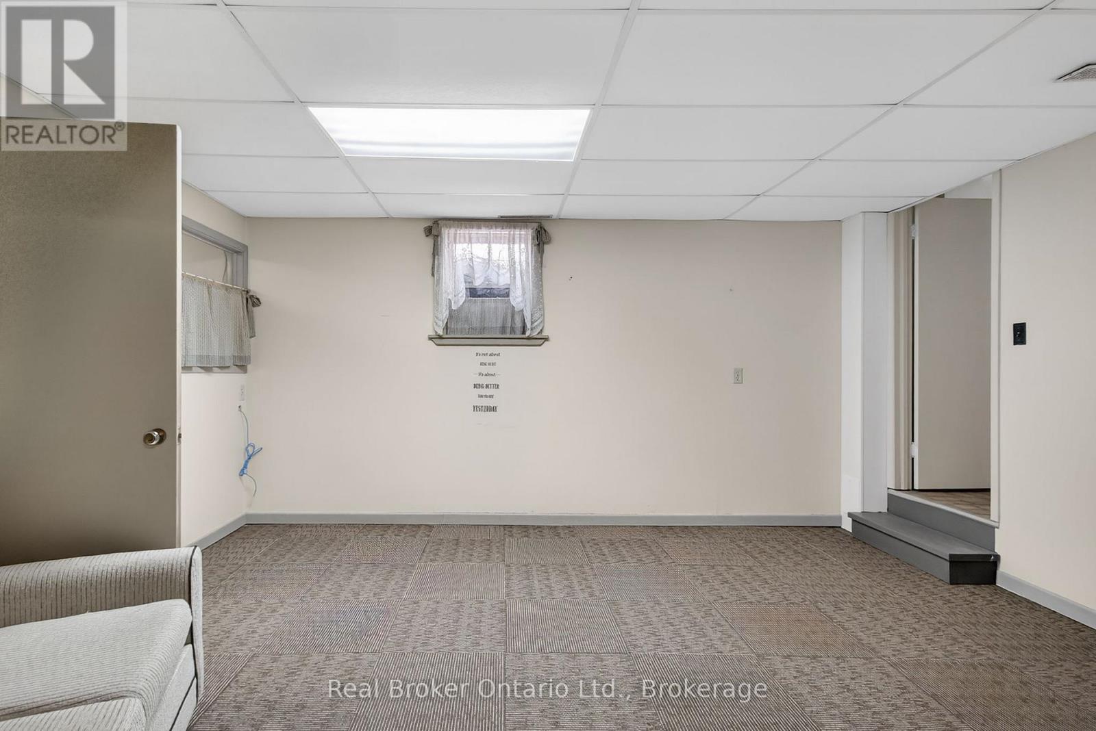 211 Birmingham Street W, Wellington North, Ontario  N0G 2L1 - Photo 24 - X12871798