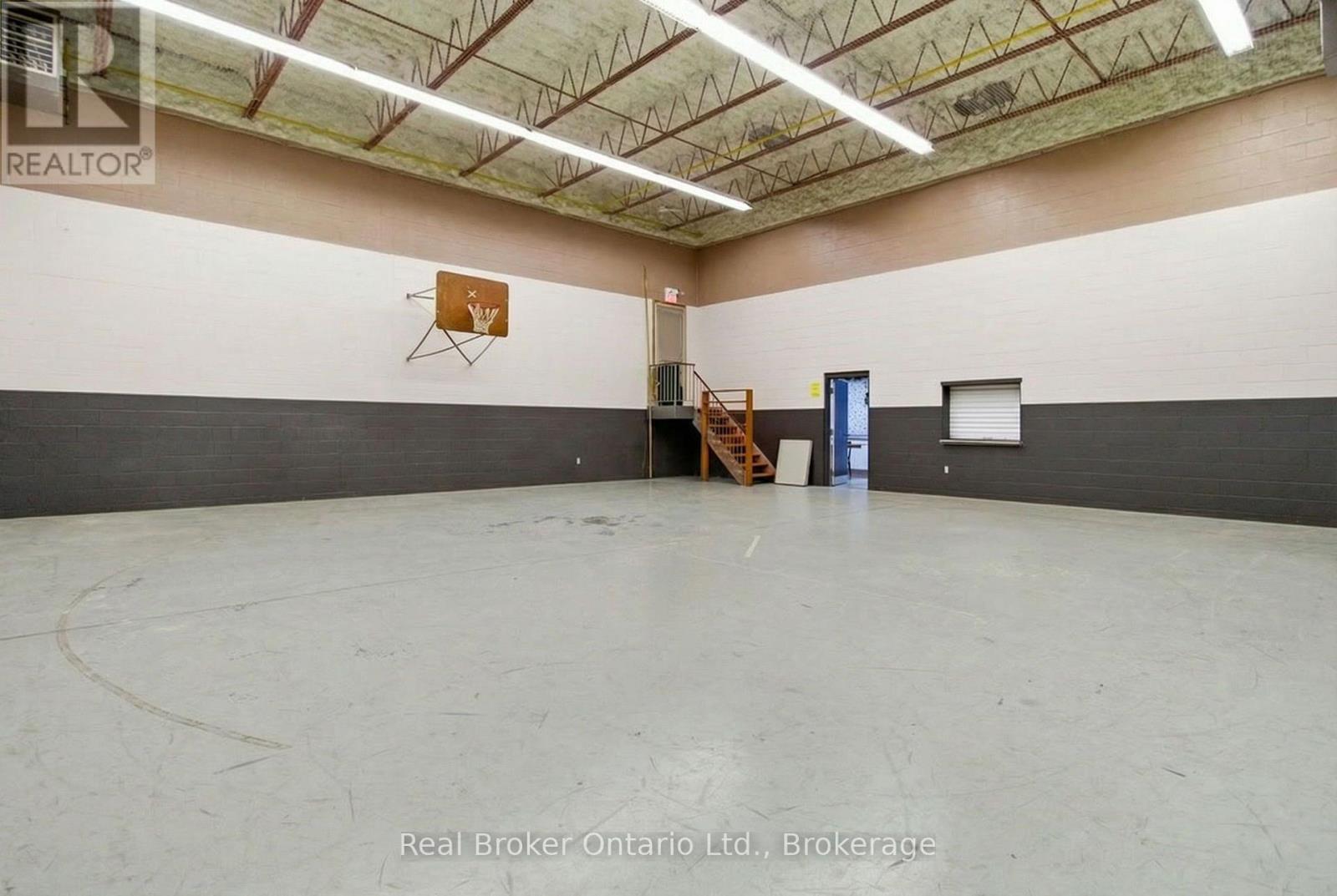 211 Birmingham Street W, Wellington North, Ontario  N0G 2L1 - Photo 37 - X12871798