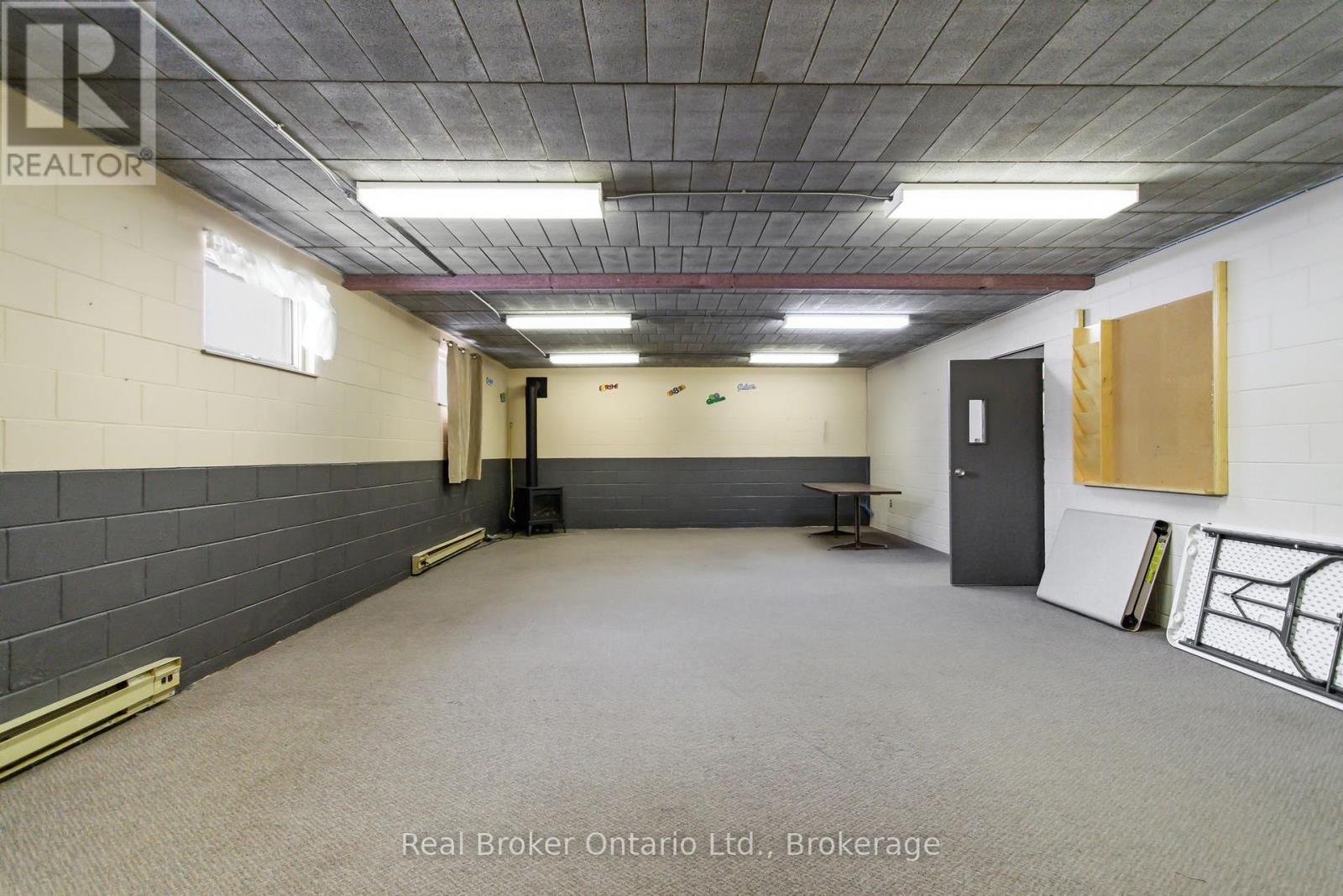 211 Birmingham Street W, Wellington North, Ontario  N0G 2L1 - Photo 39 - X12871798