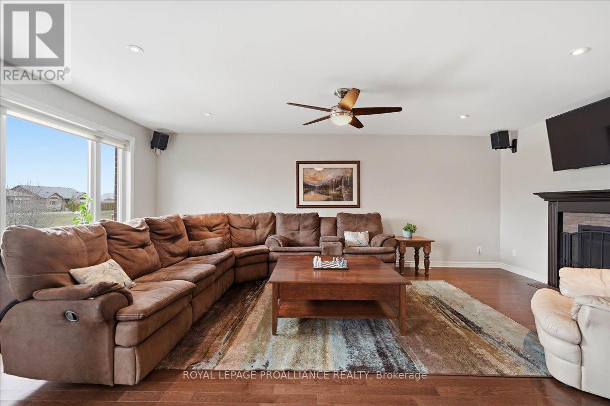 34 Kipling Drive, Belleville, Ontario  K8N 4Z5 - Photo 17 - X12871766