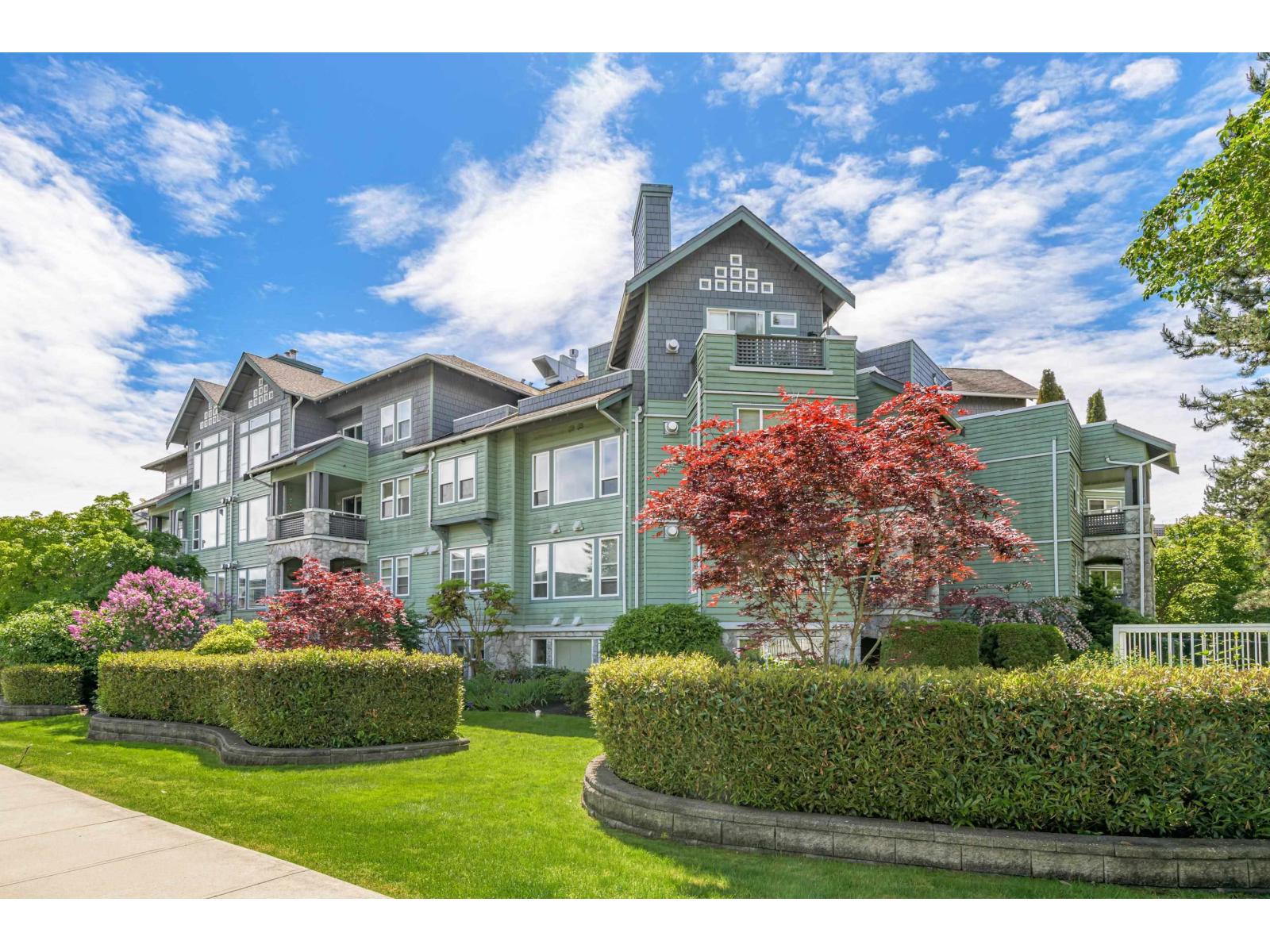 103 15558 16A AVENUE, surrey, British Columbia