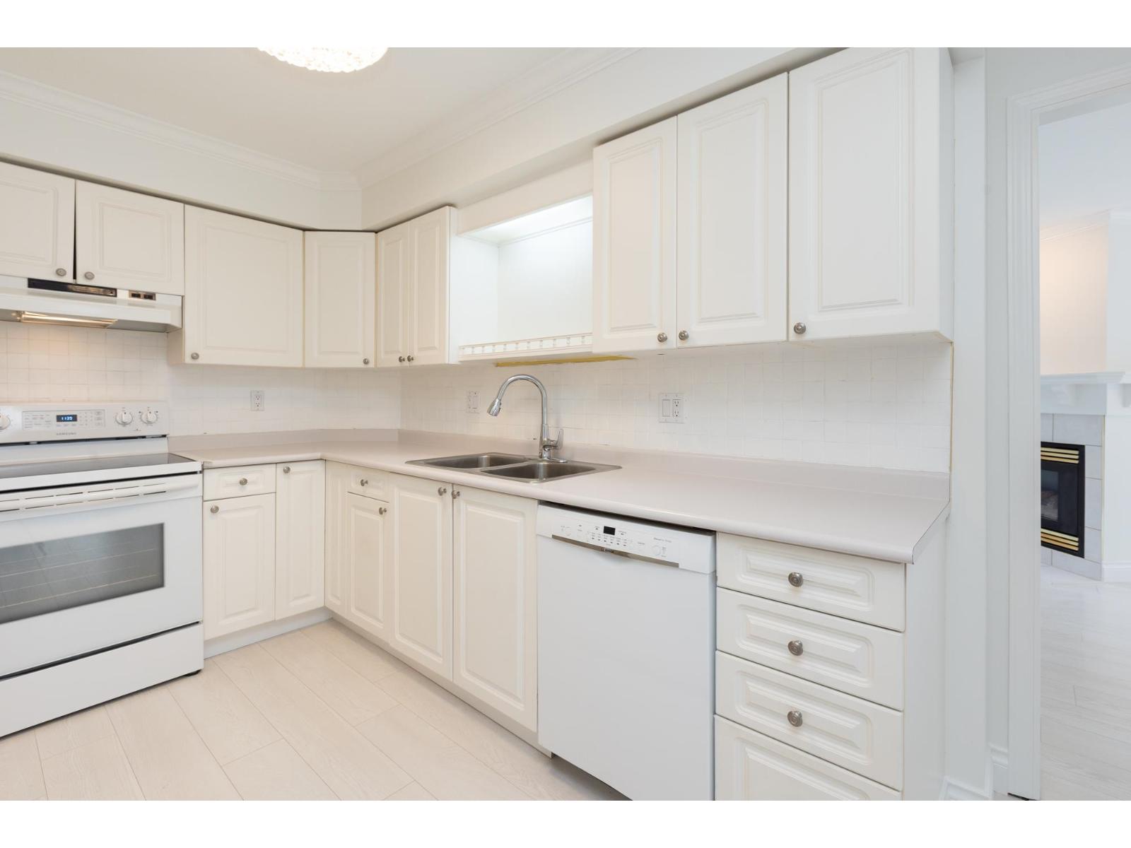 103 15558 16a Avenue, Surrey, British Columbia  V4A 1T3 - Photo 13 - R3098626