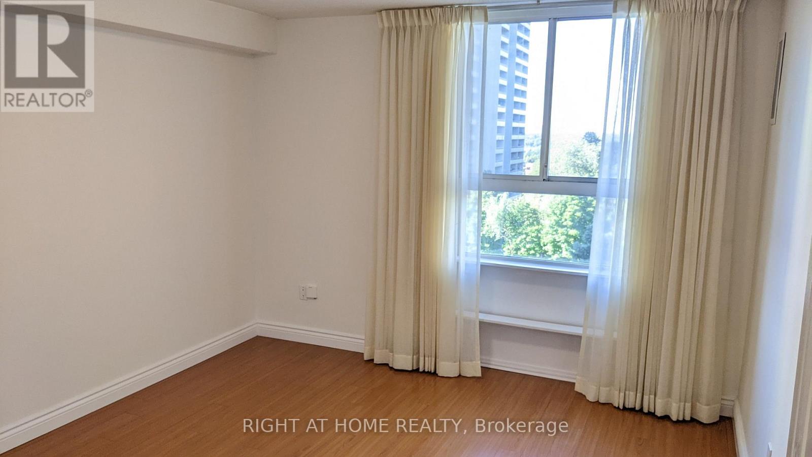 506 - 350 Seneca Hill Drive, Toronto (Don Valley Village), Ontario  M2J 4S7 - Photo 8 - C12871742