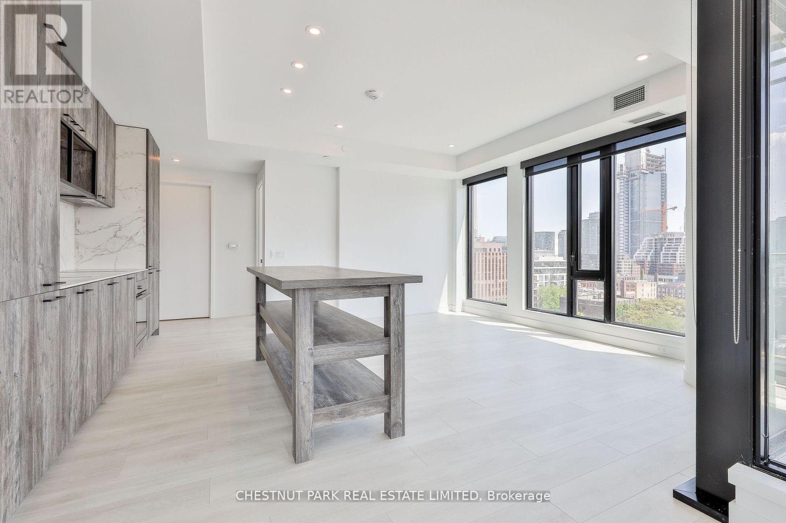 806 - 505 Richmond Street W, Toronto (Waterfront Communities), Ontario  M5V 1Y3 - Photo 8 - C12871850