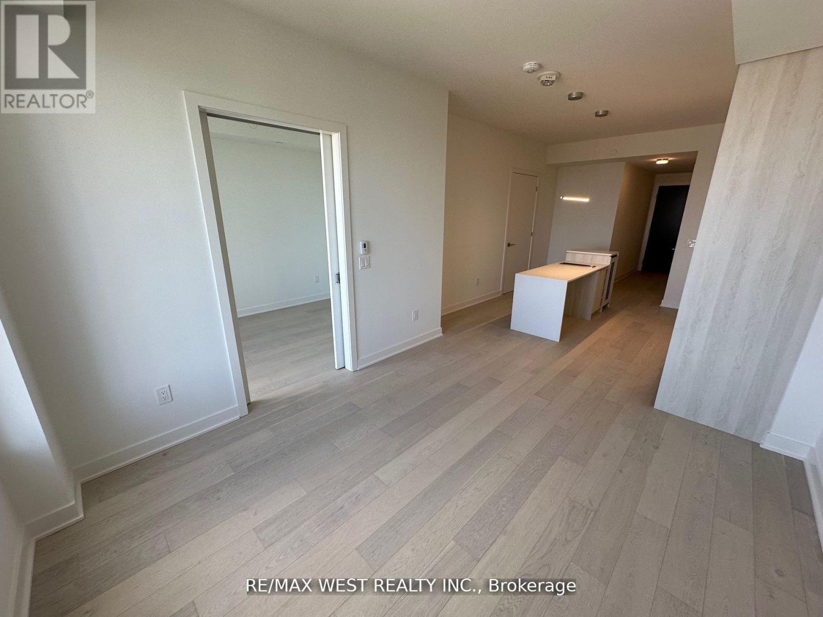 2604 - 11 Yorkville Avenue, Toronto (Annex), Ontario  M4W 0B7 - Photo 16 - C12871862