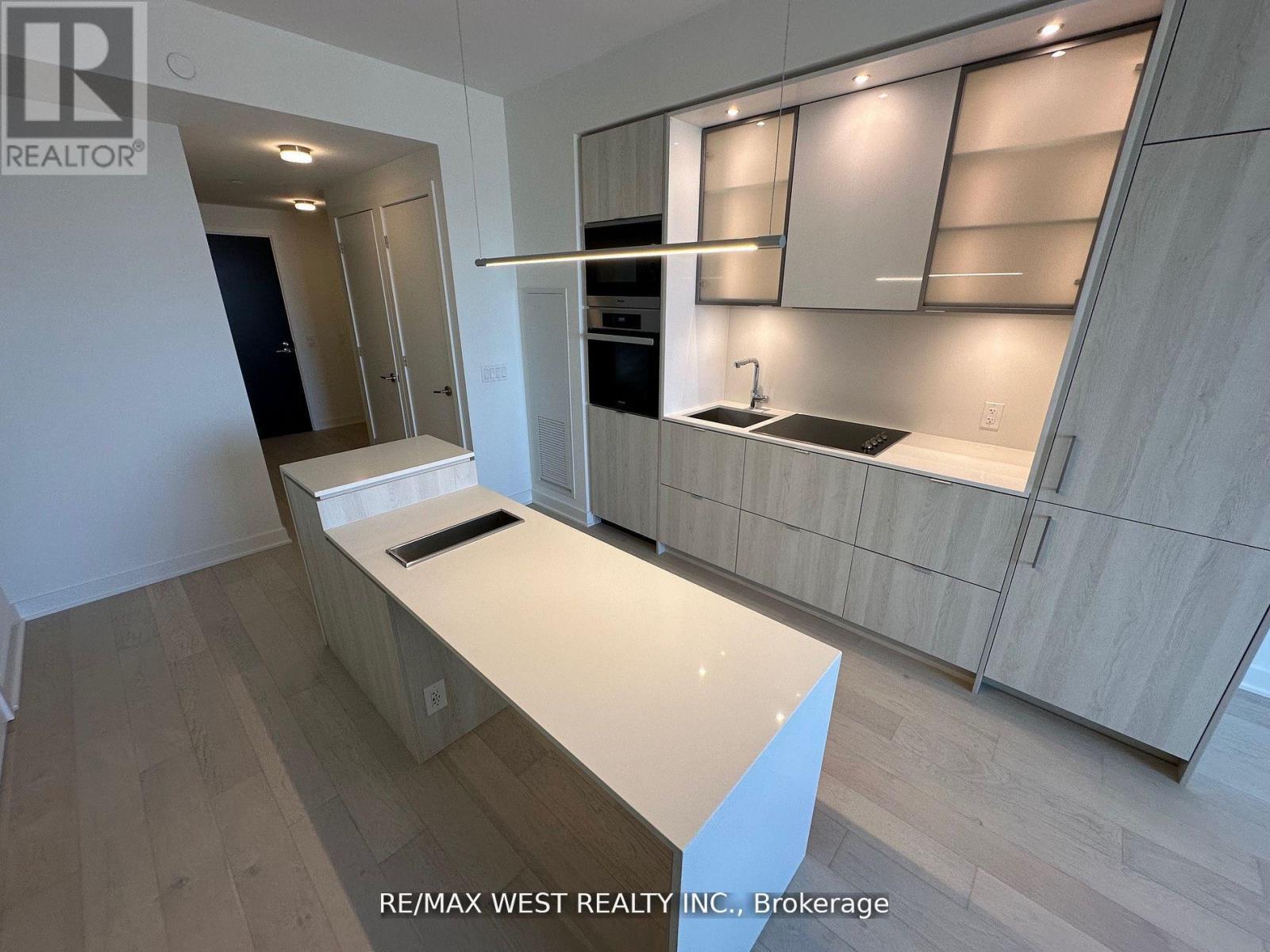 2604 - 11 Yorkville Avenue, Toronto (Annex), Ontario  M4W 0B7 - Photo 21 - C12871862