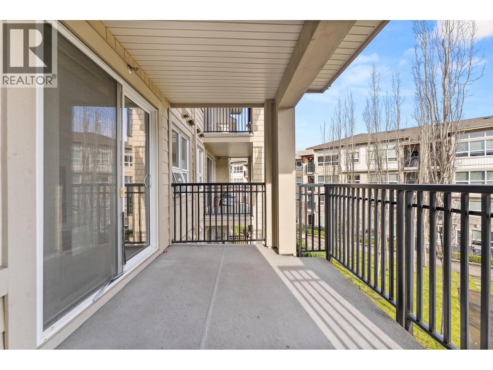 307 6828 Eckersley Road, Richmond, British Columbia  V6Y 0E8 - Photo 3 - R3097709