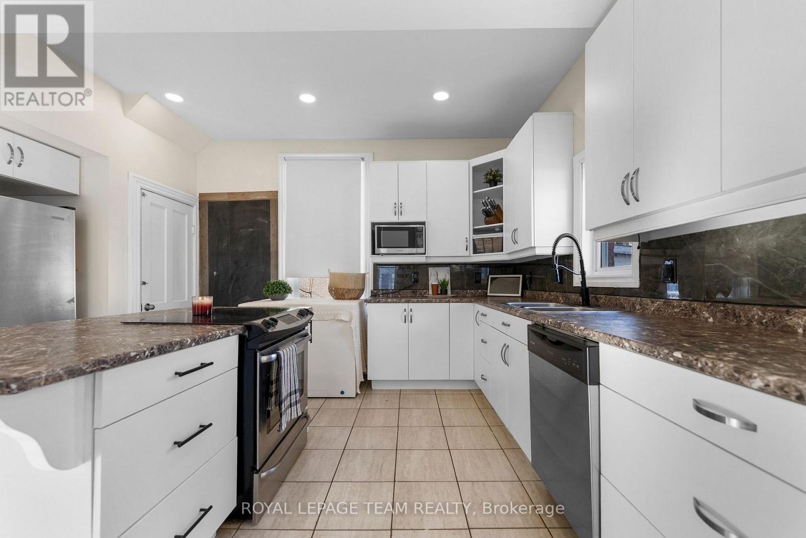 290 Thompson Avenue, Renfrew, Ontario  K7V 3B7 - Photo 9 - X12871762