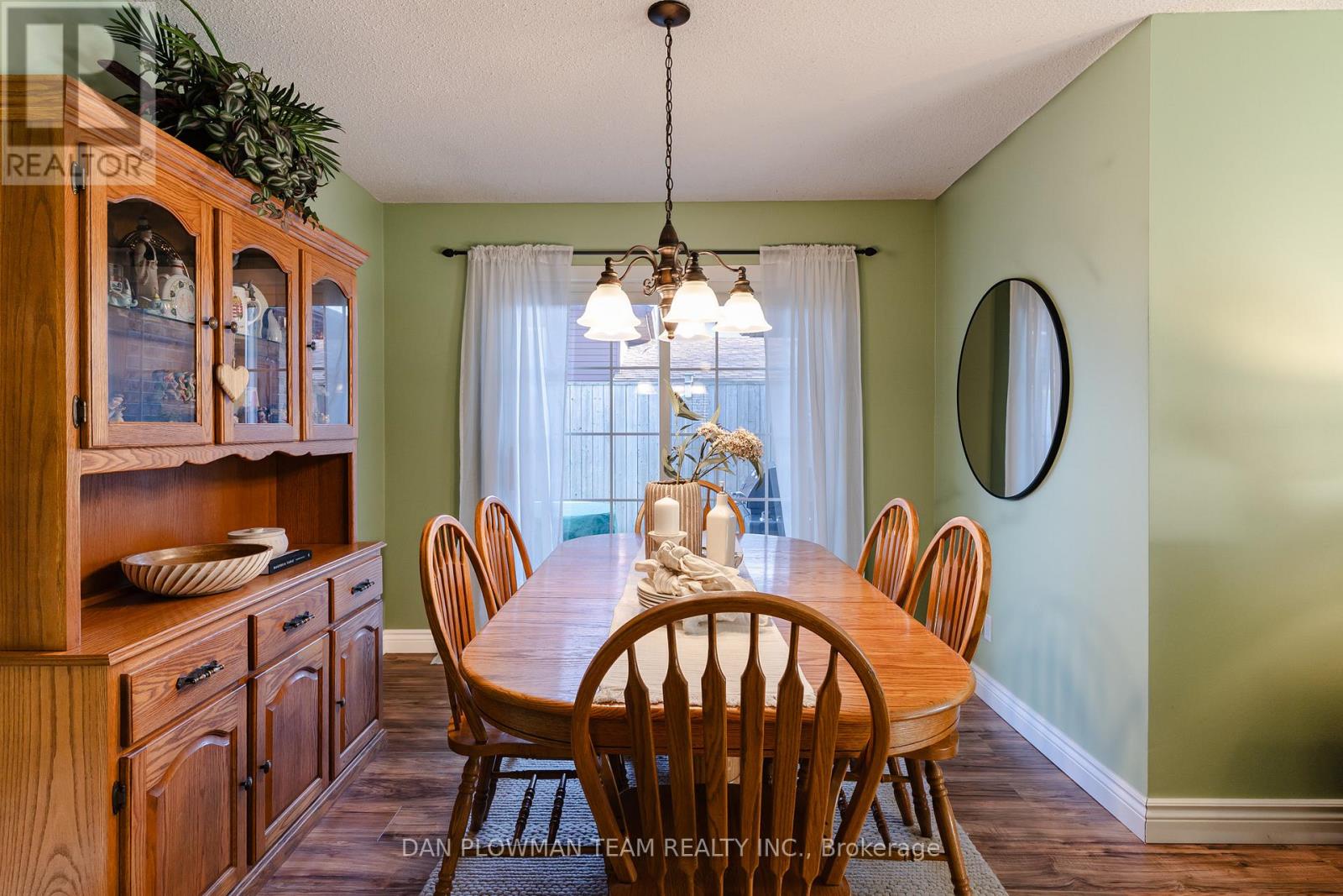 895 Exeter Street, Oshawa (Centennial), Ontario  L1G 6R9 - Photo 13 - E12871782