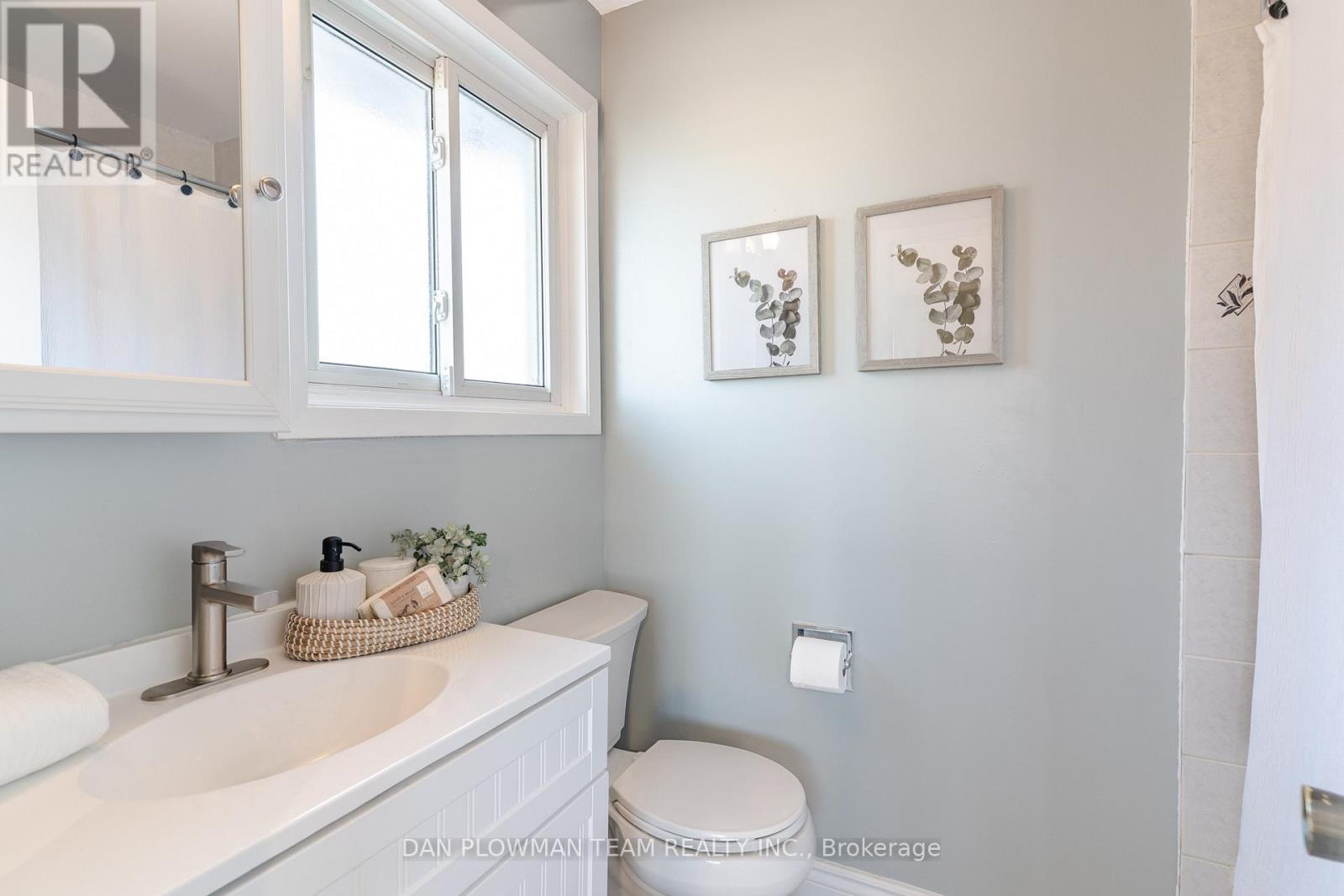 895 Exeter Street, Oshawa (Centennial), Ontario  L1G 6R9 - Photo 22 - E12871782