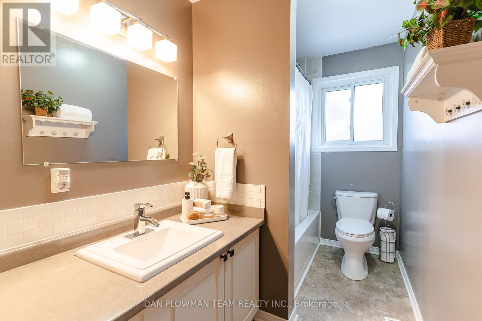 895 Exeter Street, Oshawa (Centennial), Ontario  L1G 6R9 - Photo 27 - E12871782