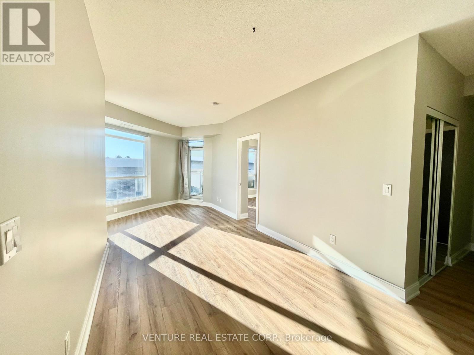 617 - 135 Village Green Square, Toronto, Ontario  M1S 0G4 - Photo 10 - E12871796
