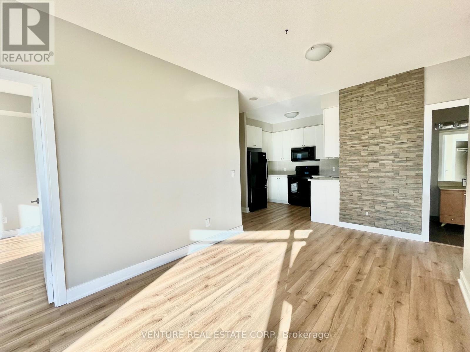 617 - 135 Village Green Square, Toronto, Ontario  M1S 0G4 - Photo 9 - E12871796