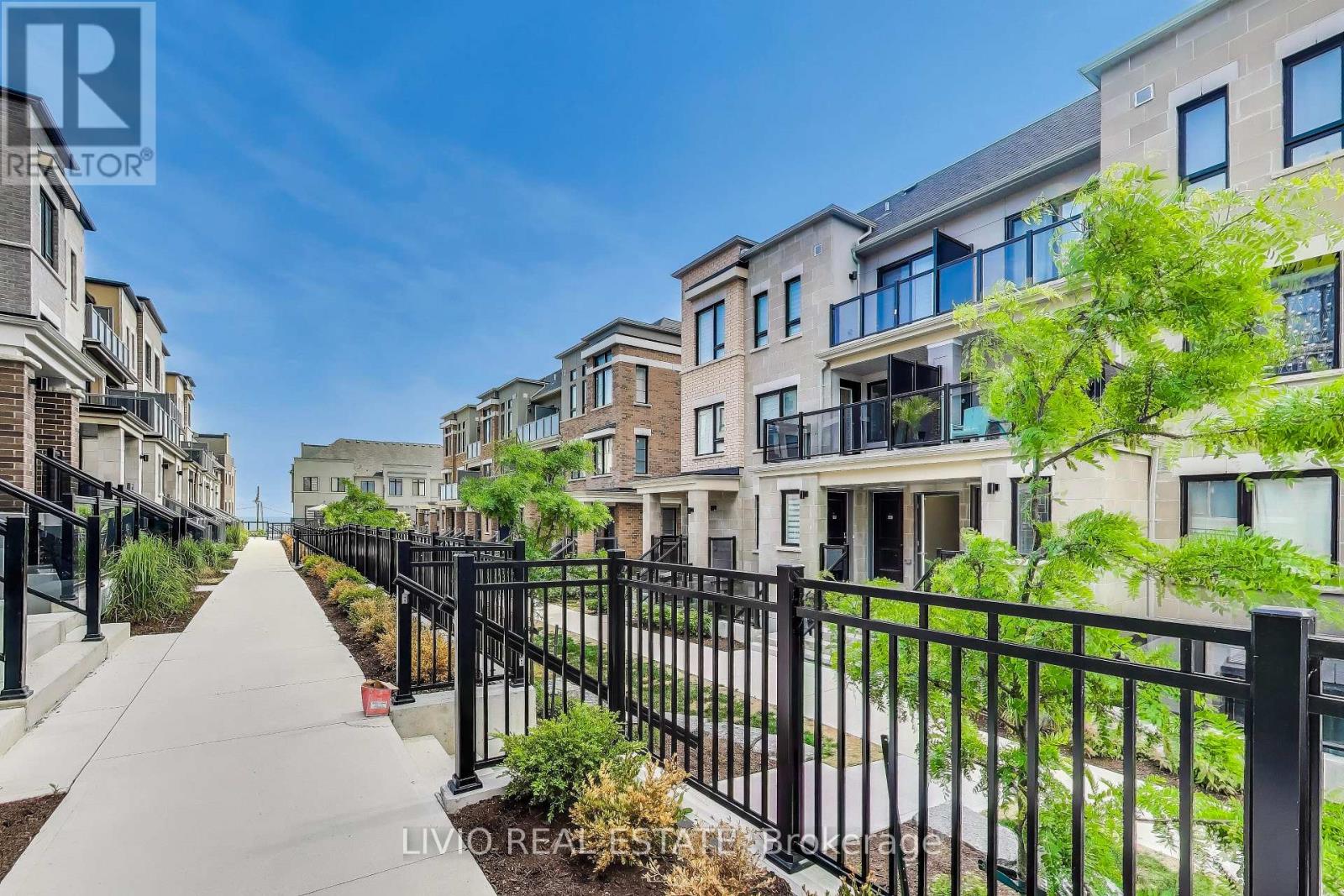 A - 14 Lookout Drive, Clarington (Bowmanville), Ontario  L1C 7E9 - Photo 4 - E12871852