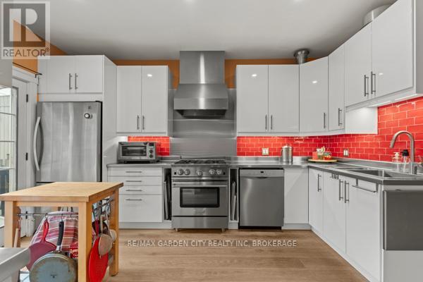 43 Albert Street, St. Catharines, Ontario  L2R 2G8 - Photo 10 - X12871846