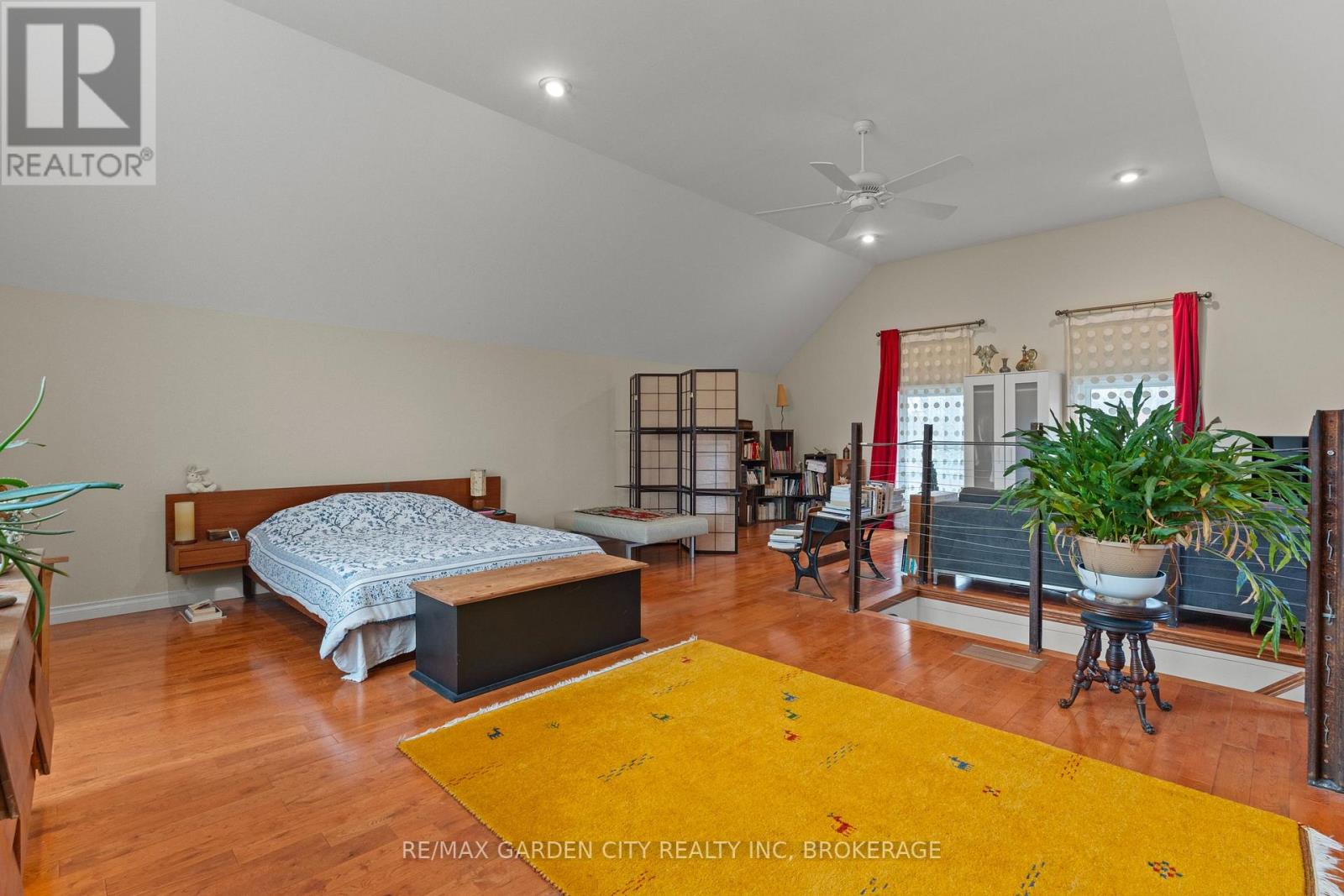 43 Albert Street, St. Catharines, Ontario  L2R 2G8 - Photo 18 - X12871846