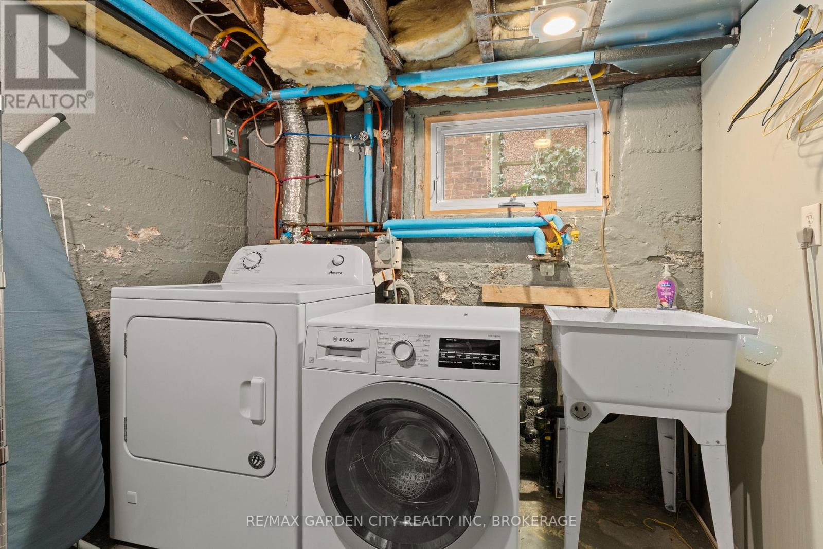 43 Albert Street, St. Catharines, Ontario  L2R 2G8 - Photo 26 - X12871846