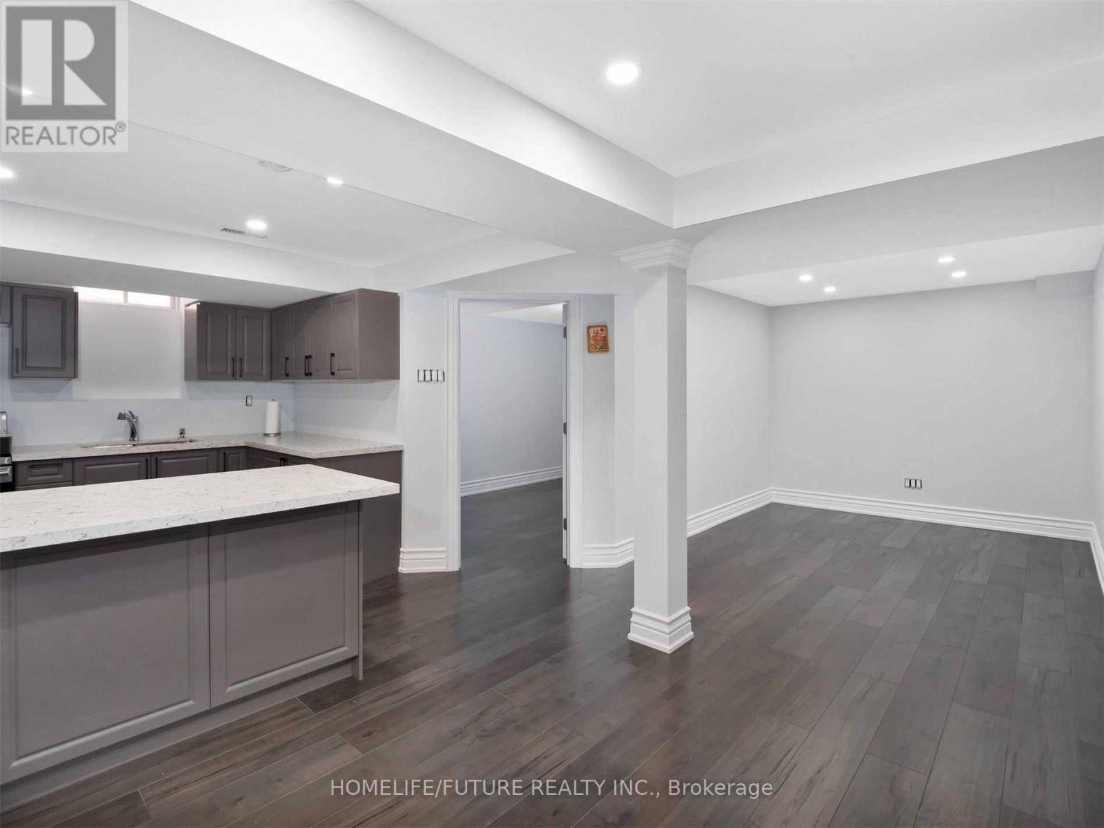 33 Retreat Boulevard, Vaughan, Ontario  L4H 0C1 - Photo 18 - N12871788