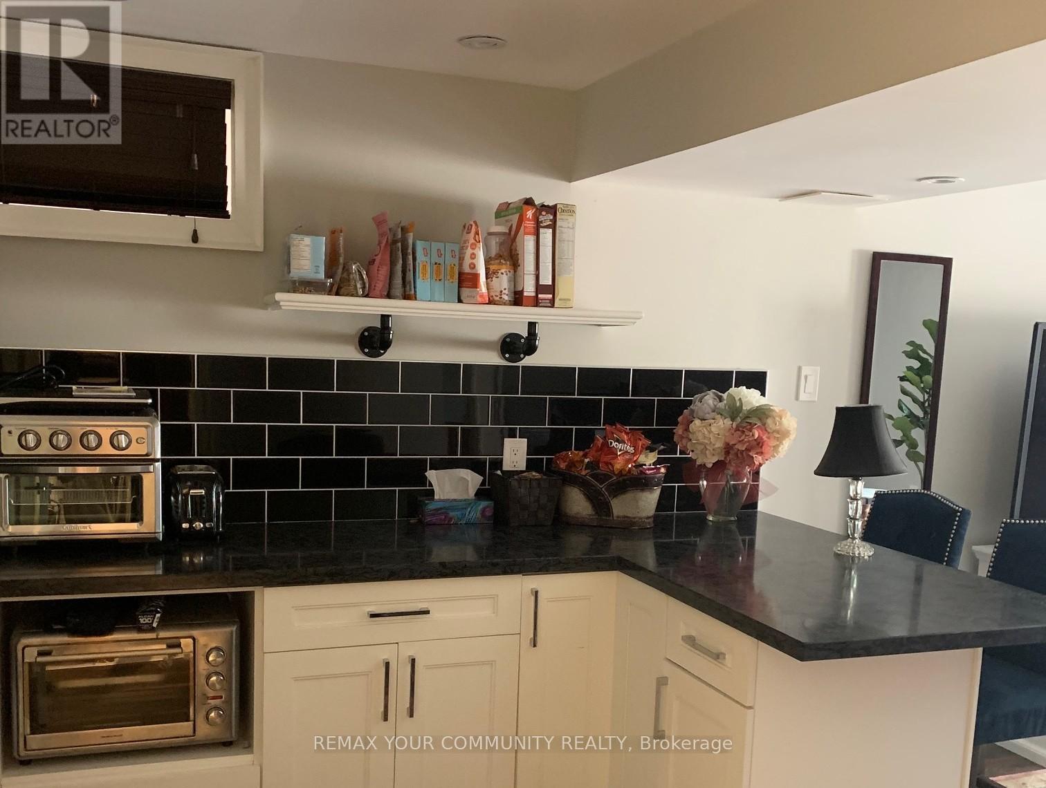 159 Burgess Crescent, Newmarket, Ontario  L3X 2T9 - Photo 35 - N12871808