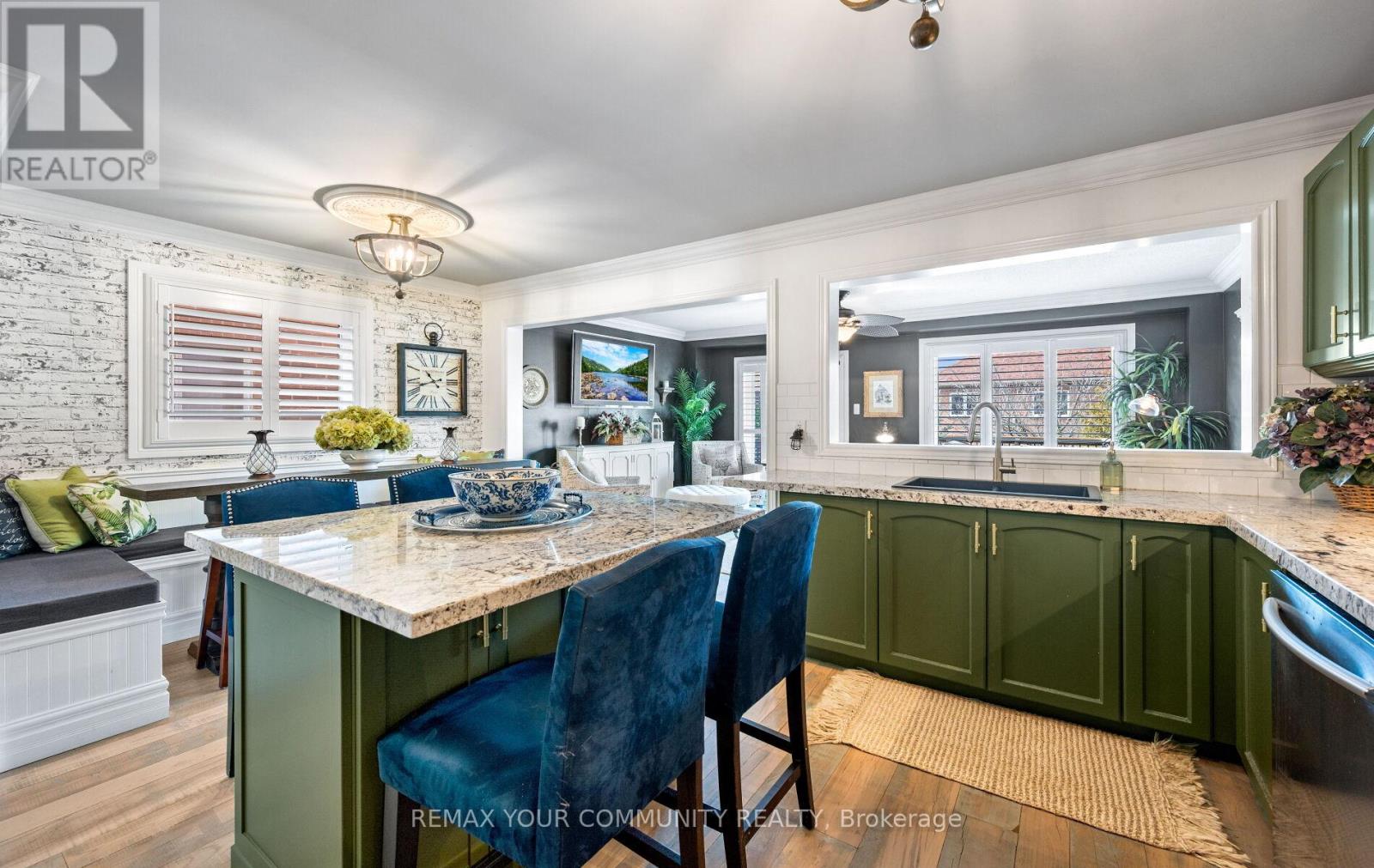 159 Burgess Crescent, Newmarket, Ontario  L3X 2T9 - Photo 9 - N12871808